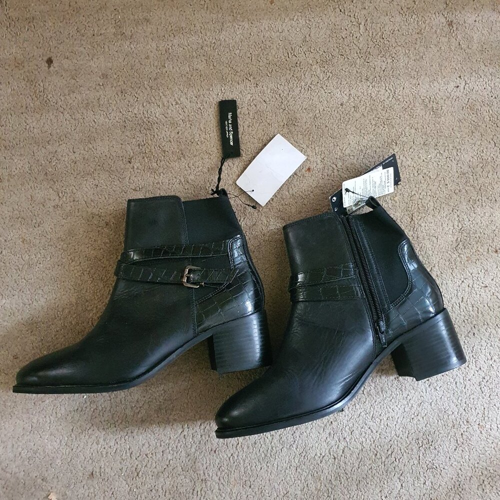 Unused new Marks & Spencer boots